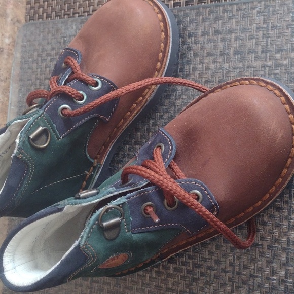 BABY BOYS COLLECTION OF SHOES...SIZES 4-8.  EXCELLENT CONDITION. AIR JORDAN, ETC - Picture 6 of 9